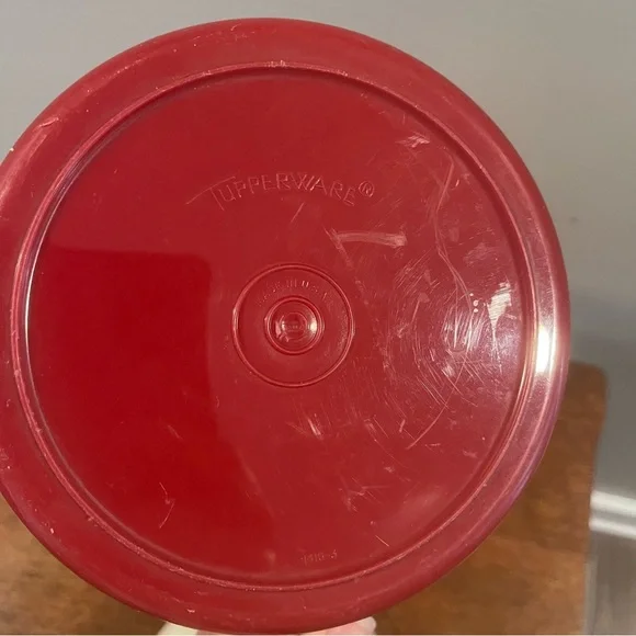 Tupperware Gallon Pitcher With Lid - Picture 10 of 10